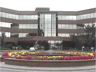 officef.jpg (19807 bytes)